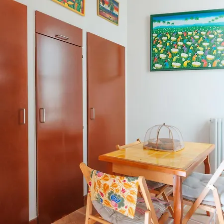 Provencal Charm In The Heart Of Paris