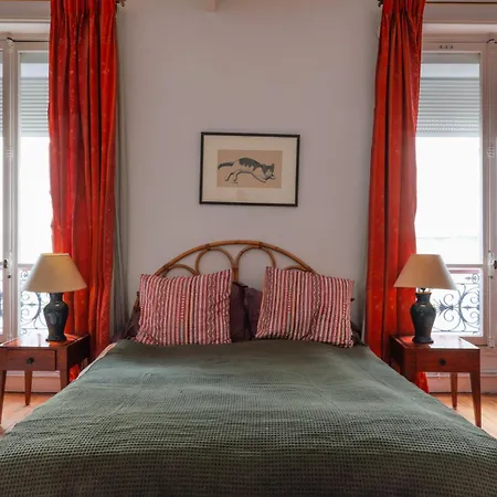 Provencal Charm In The Heart Of Appartement Paris